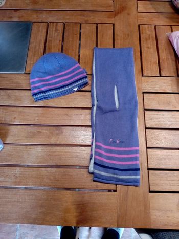 Lot écharpe + bonnet T 6/12 mois