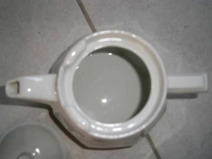 Ensemble à thé et gâteaux en porcelaine - photo numéro 8