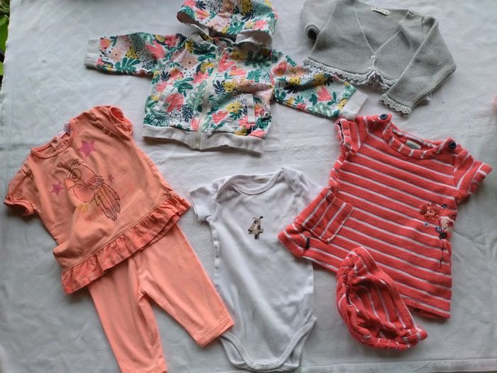 Lot 2 ensembles été fille 12 mois