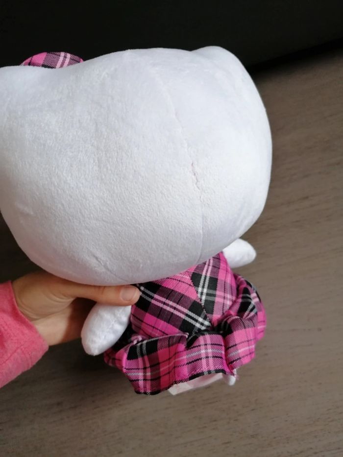 Peluche hello kitty 25cm - photo numéro 3