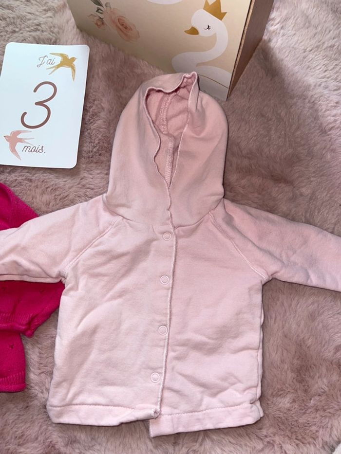 Lot de 2 gilet 3 mois - photo numéro 3