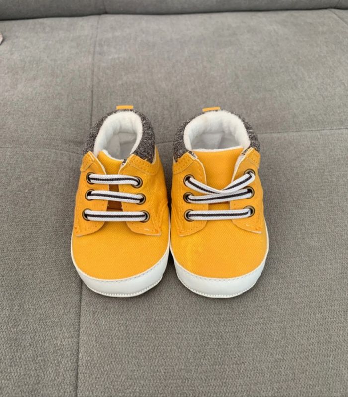 Chaussure neuve 18
