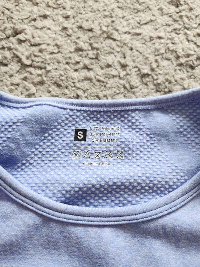 Ensemble de sport sonstiges taille 36 - photo numéro 4