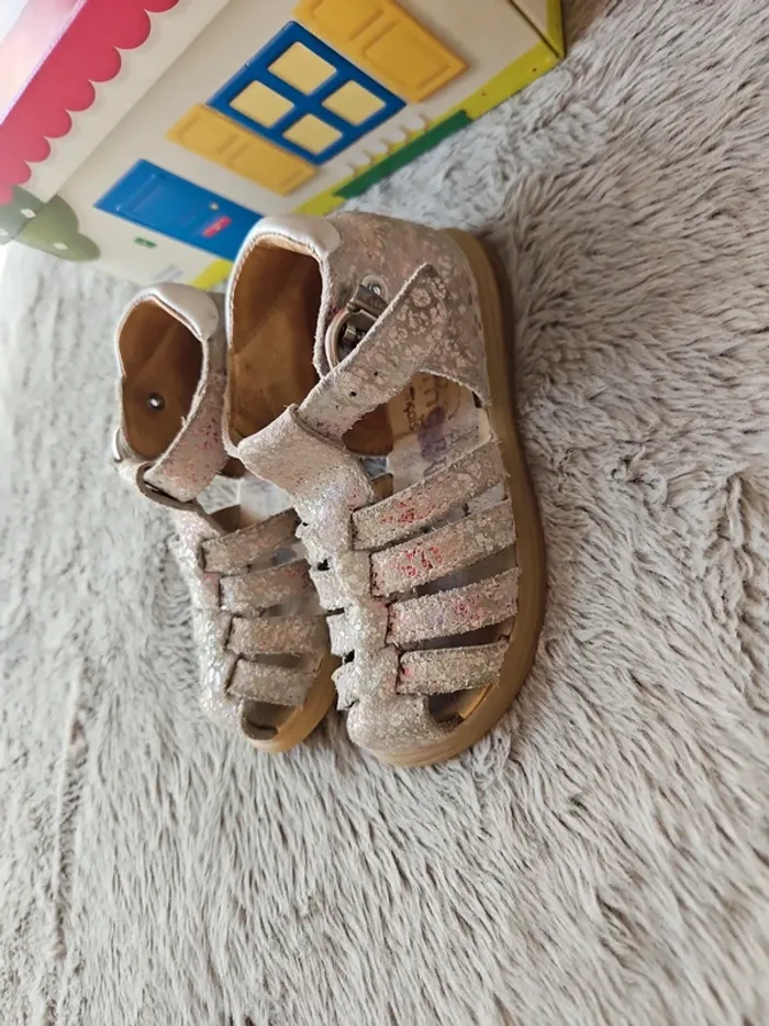 Sandales bellamy 23 - photo numéro 3