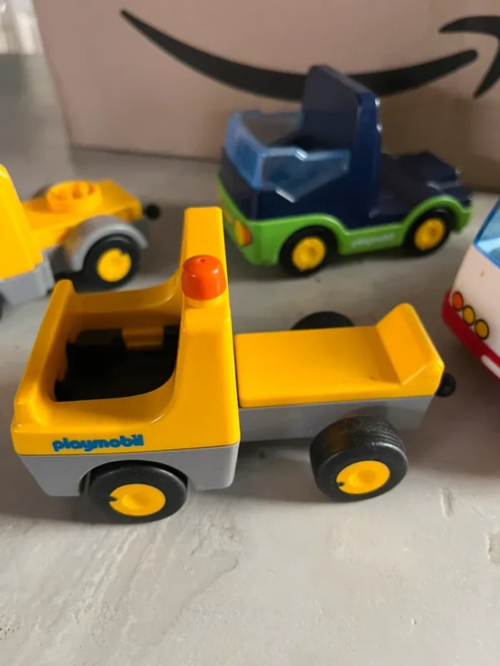Lot petits véhicules playmobil 123 - photo numéro 4