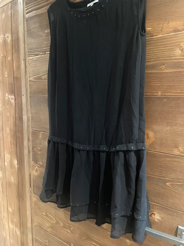 Robe noire avec clou argentée - photo numéro 3