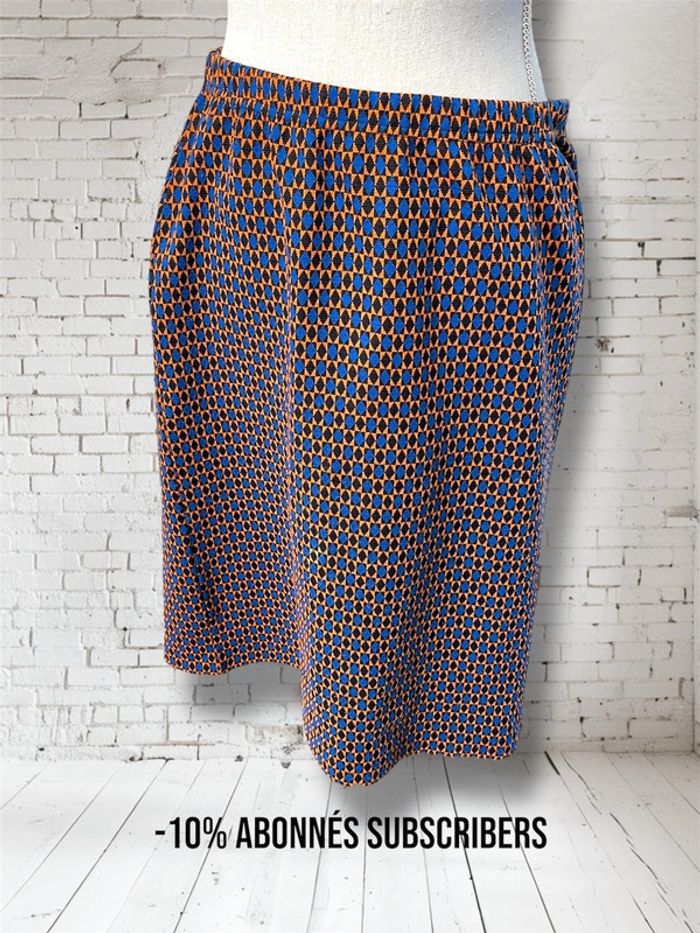 Jupe à motif géométrique sedagyl taille 44 mais je dirais plus petit