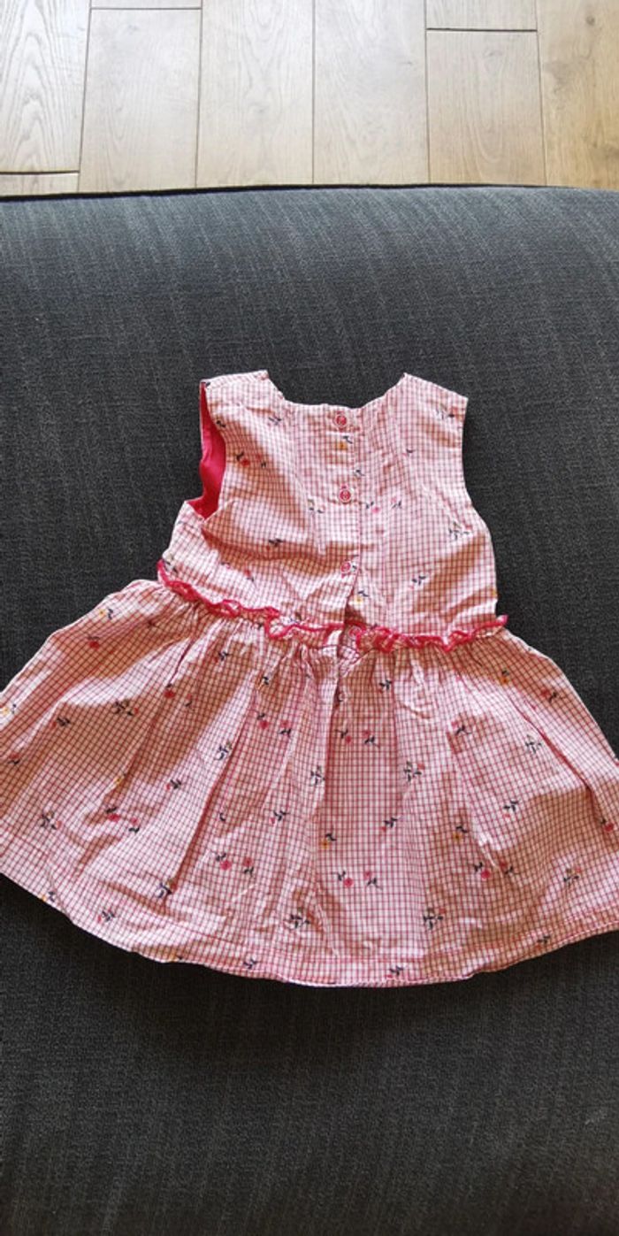 Magnifique robe taille 24 mois - photo numéro 2