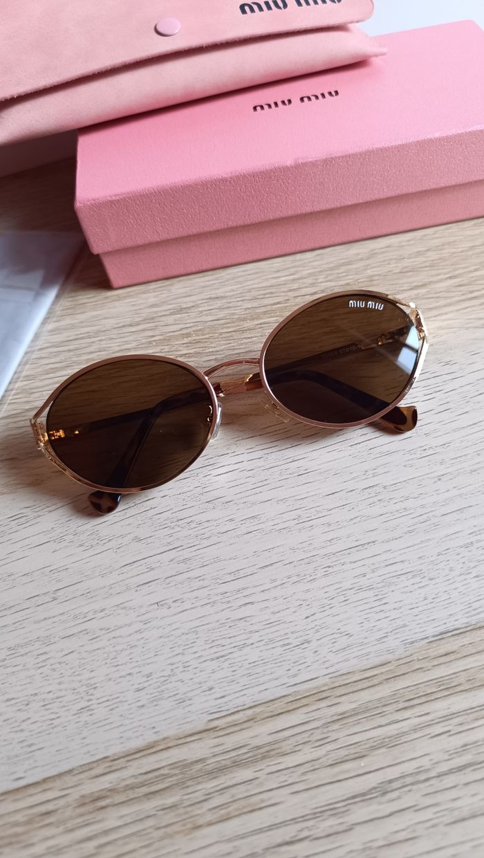 Lunettes de soleil - photo numéro 2