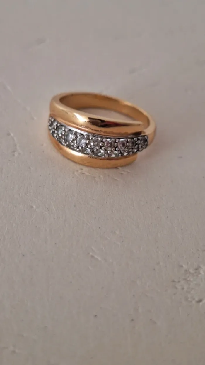 💥 Superbe bague en or et pierres scintillantes - photo numéro 11