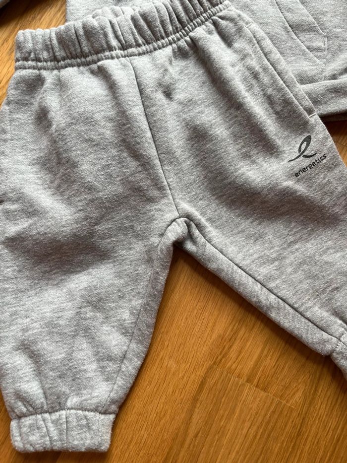 Ensemble jogging - photo numéro 2