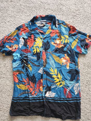 Chemise type hawaïenne taille M