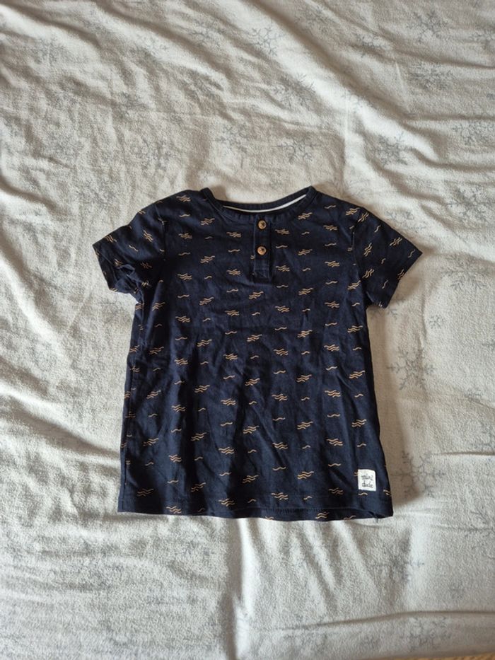 T shirt kiabi 36 mois