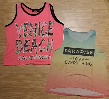 Lot de 2 débardeurs 10 ans