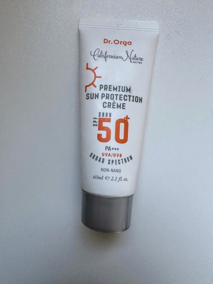 Crème solaire teinté premium 50 SPF