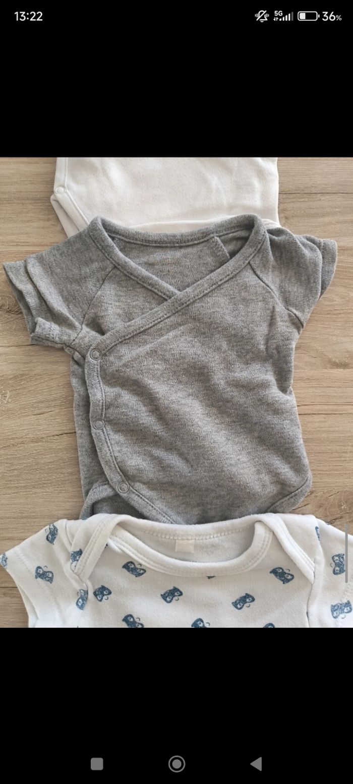 Bodies taille 1 mois - photo numéro 3