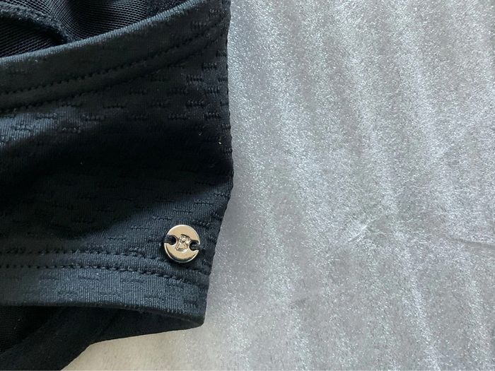 Haut maillot noir Bestform neuf - photo numéro 4