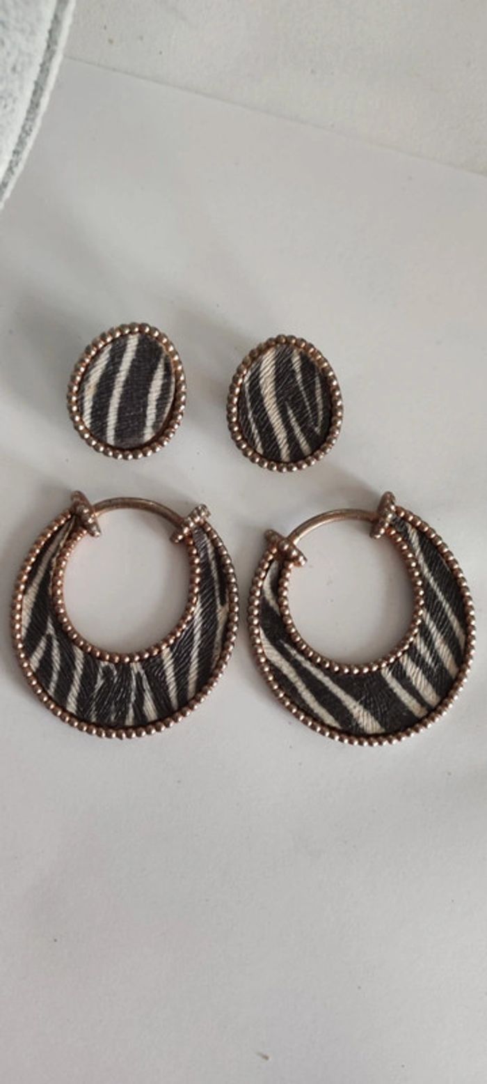 Gros clips d'oreilles zebre - photo numéro 5