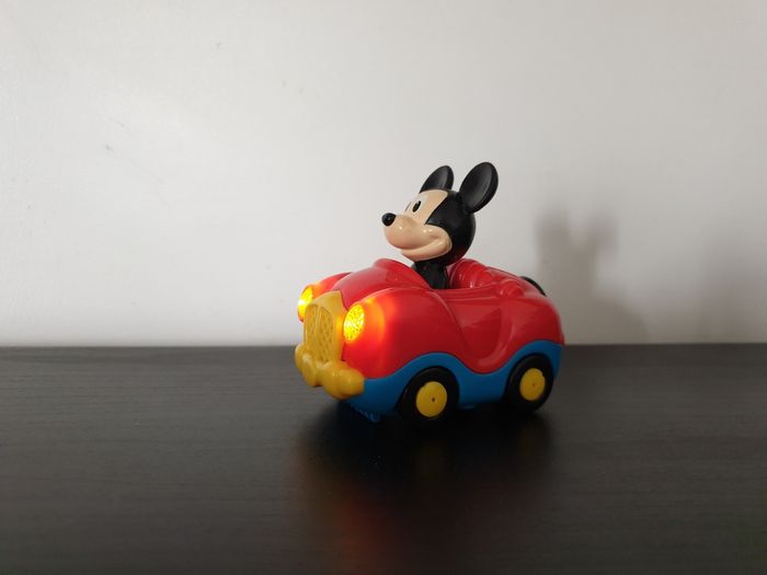 Tut tut bolide Disney "Le cabriolet magique de Mickey" VTech - photo numéro 4