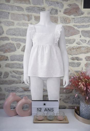 Blouse à volants motifs florals brodés blanc Fille taille 12 ans marque Okaidi 🦜 