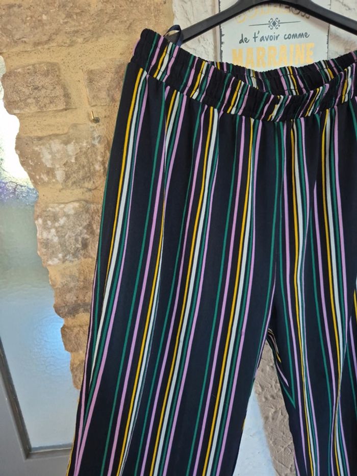 Joli pantalon fluide à jambes larges taille 48 - photo numéro 3