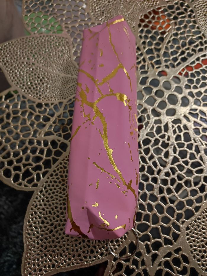 Jolie petite trousse rose et dorée - photo numéro 4
