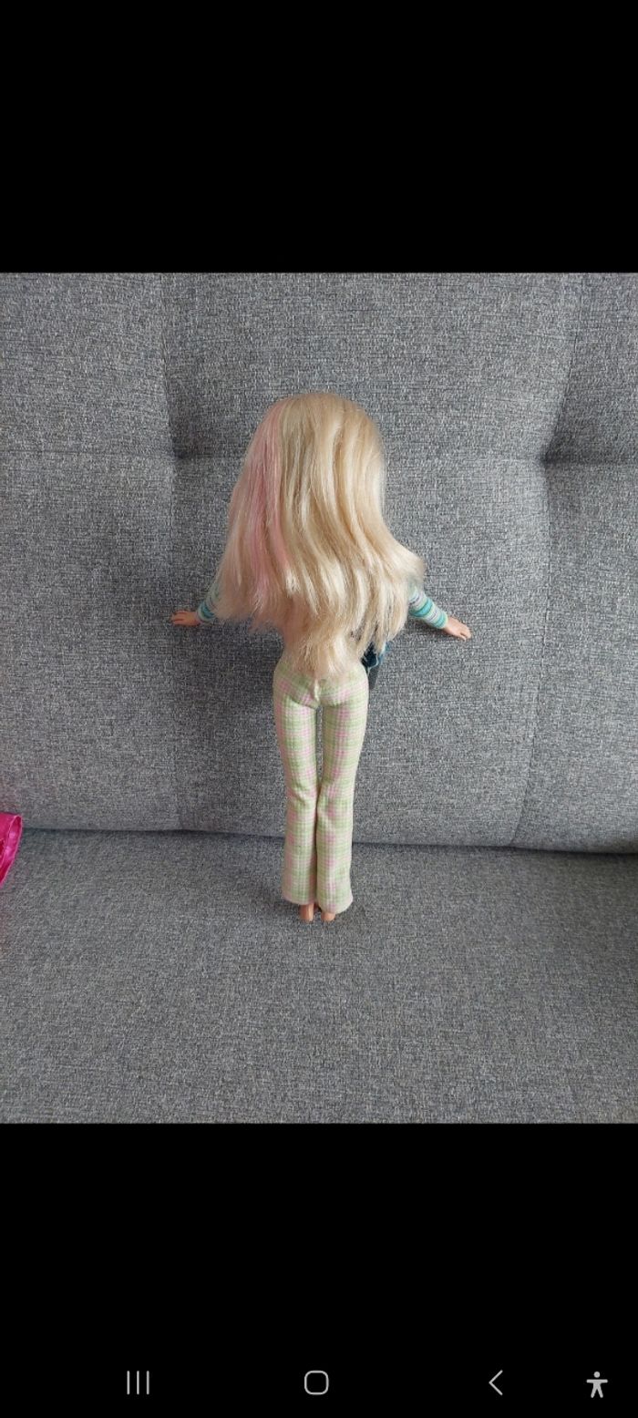 Barbie 1998 et ses tenues - photo numéro 2