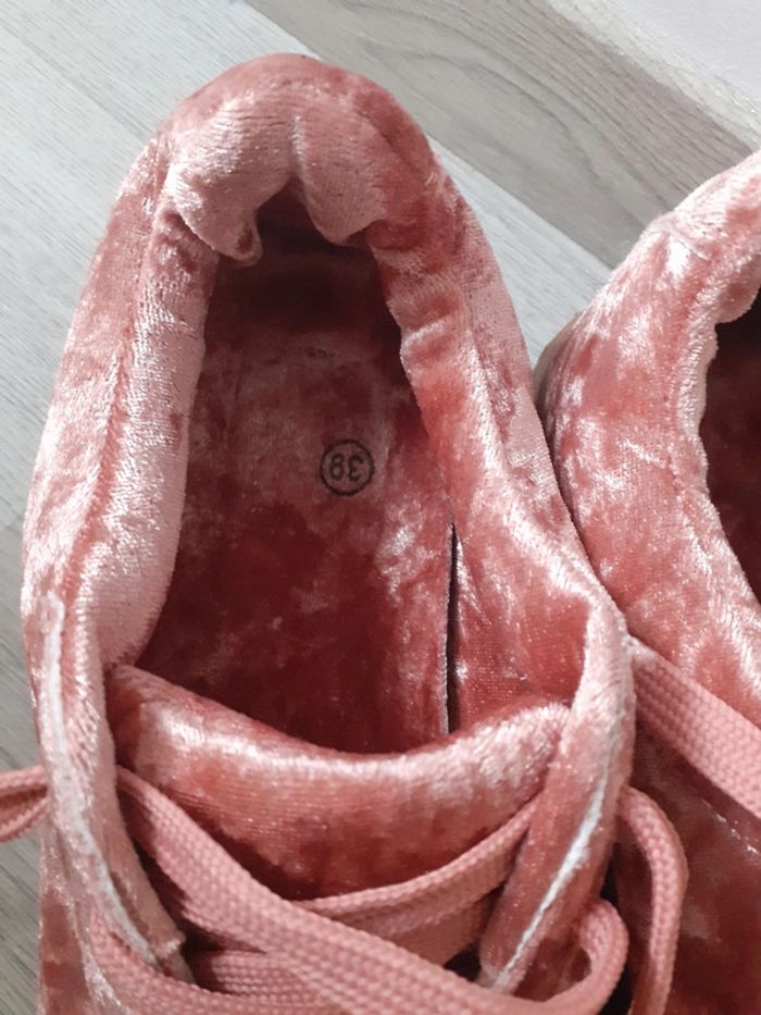 Baskets velours rose vintage 39 - photo numéro 3