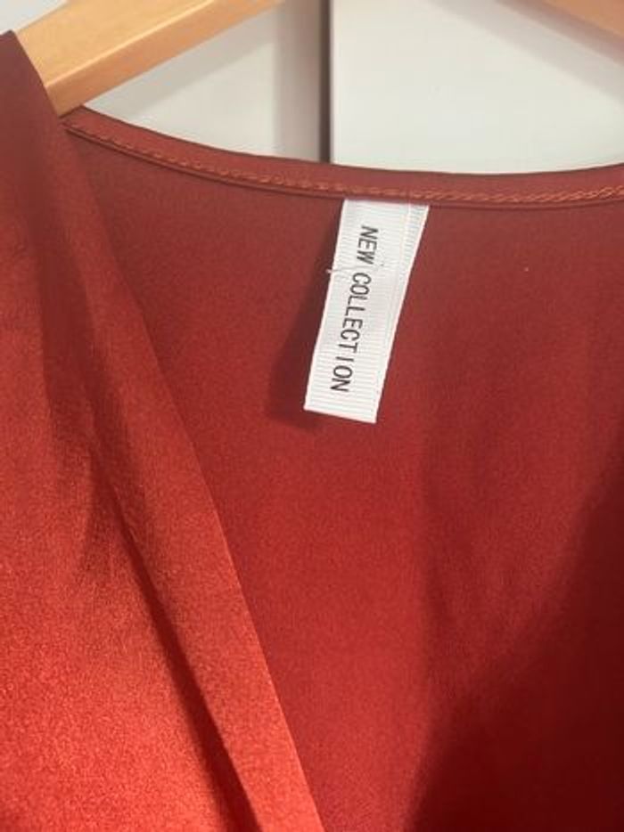 Top cache cœur effet satin - photo numéro 5