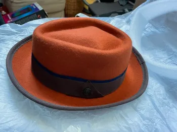 chapeau Bruno-orange-chapeau porcin dasmarca