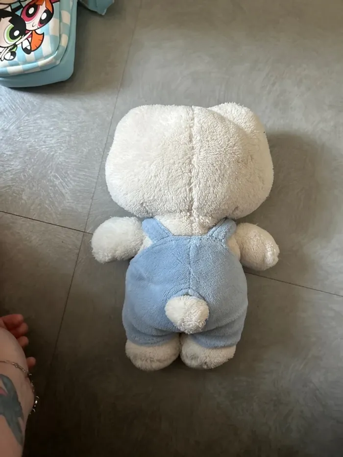 Peluche hello kitty - photo numéro 3
