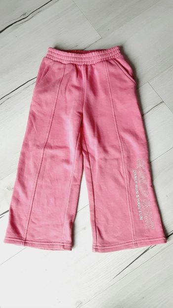 Vêtement fille pantalon rose large Kiabi 4 ans