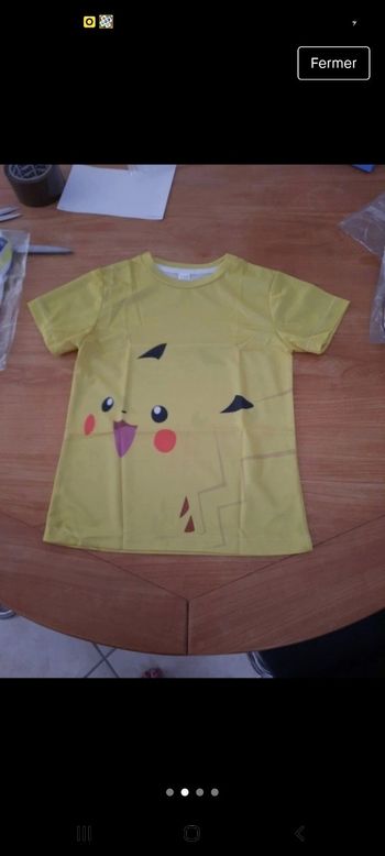 Tee shirt  Pikachu  taille  130 cm