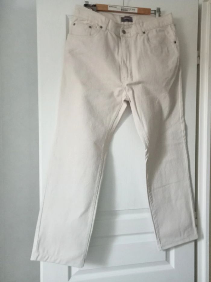 jean no gulty couleur crème / écru neuf taille 48