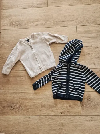 2 gilets 12 mois