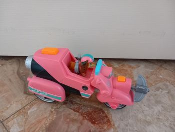 Liberty avec sa moto pat patrouille