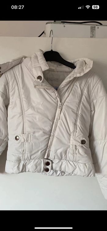 Doudoune blanche avec capuche 8 ans