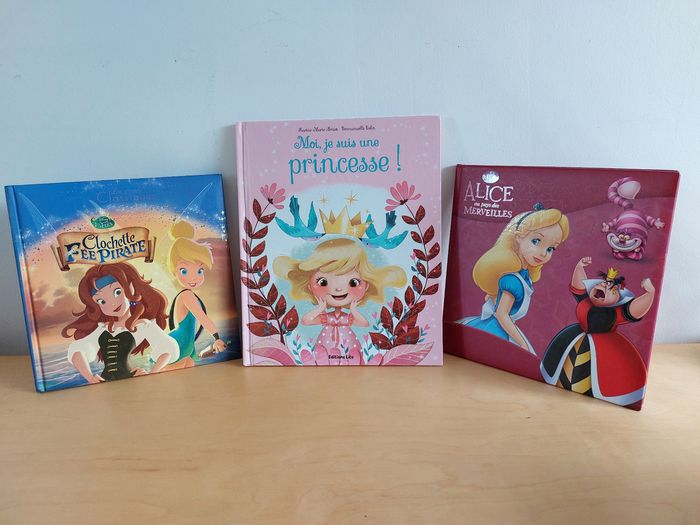 Histoires et aventures de fille - lot de 3 livres