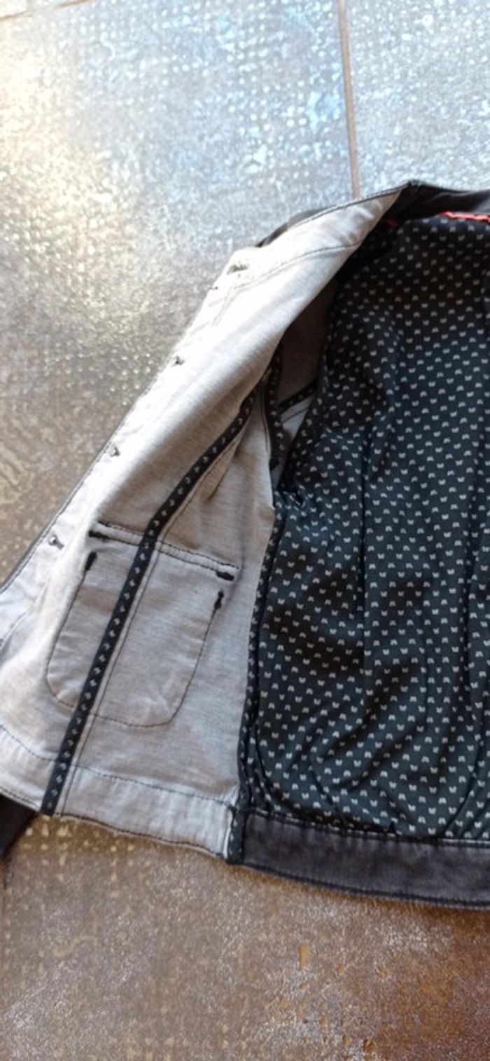 Veste en jean neuve Marèse 
Taille 6 ans mais idéale 5/6 ans - photo numéro 5