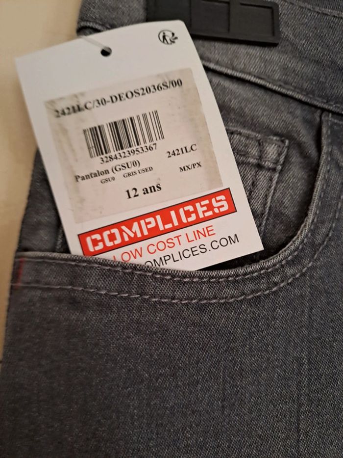 Jean neuf 12 ans complices - photo numéro 2