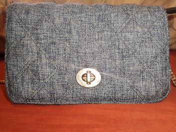 Sac à main bleu jean