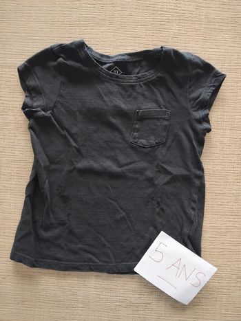 Tee shirt 4/5 ans