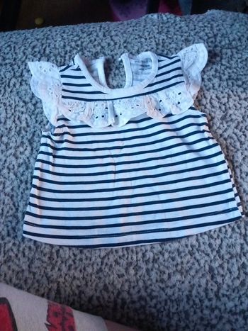 T-shirt taille 62cm 0/3mois primark