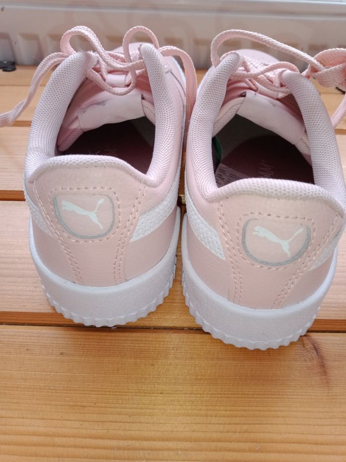 Basket Puma  comme neuve pointure 37 - photo numéro 5