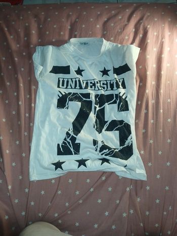 T-shirt blanc imprimé University 75 👕.
