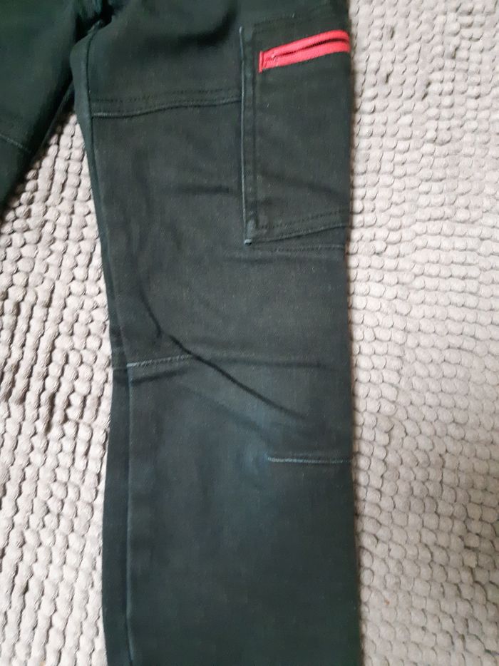 Pantalon Decathlon 6 ans - photo numéro 3