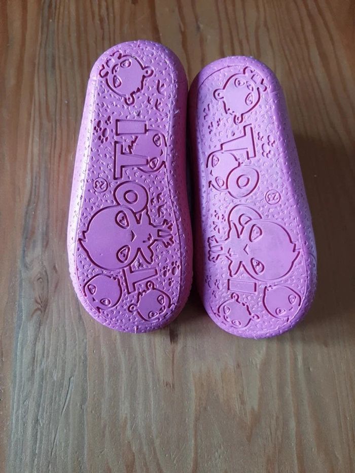Chaussons pantoufles fille pointure 23 - photo numéro 2