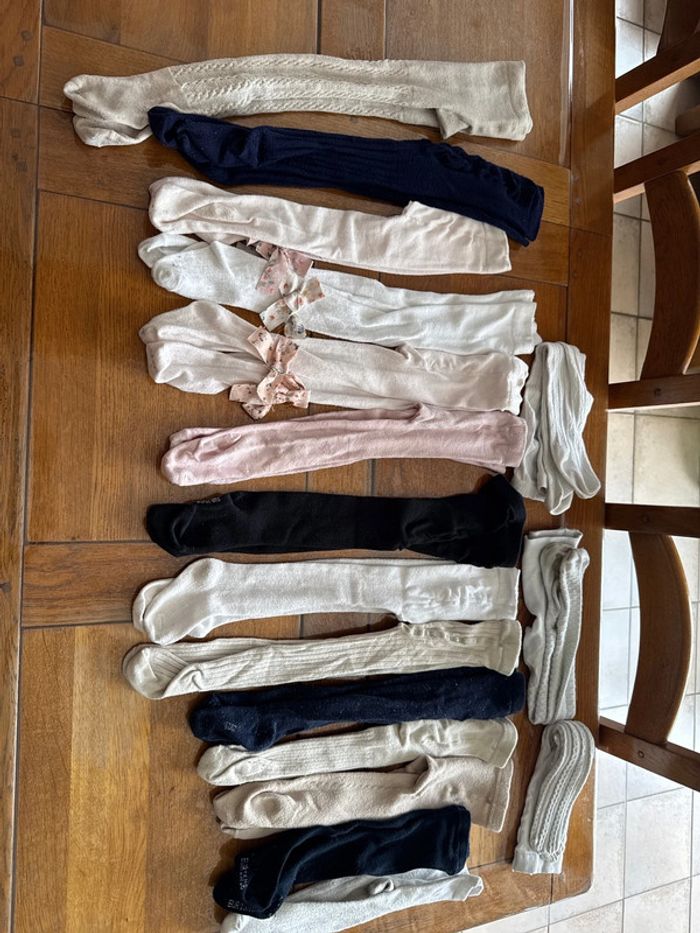 Lot de collant différentes tailles