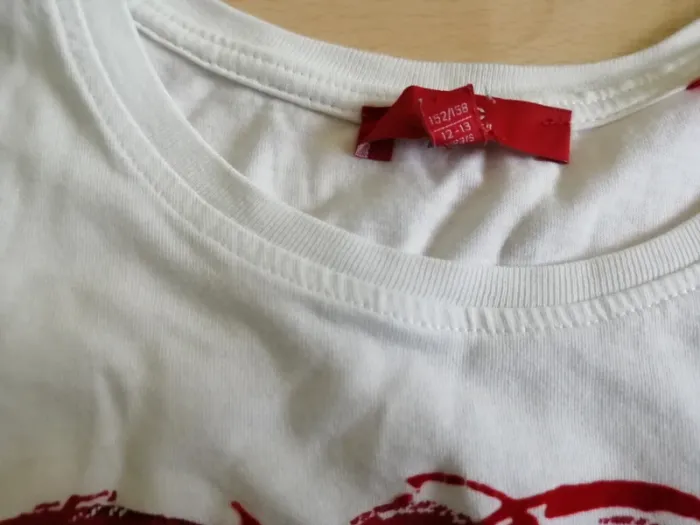 Haut blanc et rouge 12 ans EDC Esprit - photo numéro 2