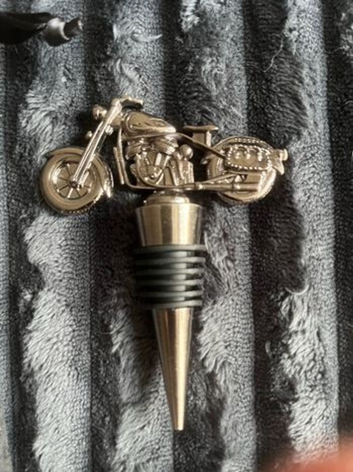 Bouchon de vin - photo numéro 2